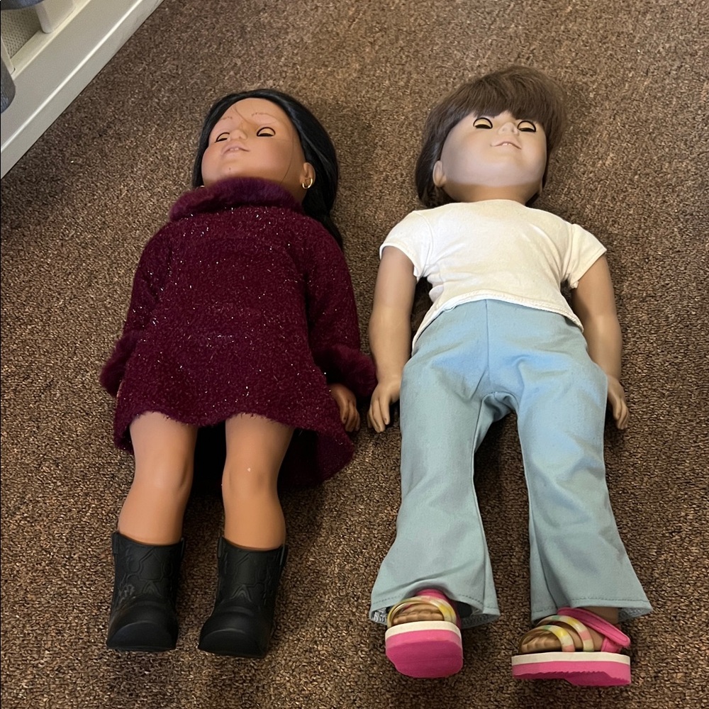 2 pleasant company doll
Vintage